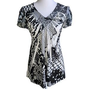 One World Mixed Media Babydoll Top Women's Petite Medium Sheer Sleeves Graphic